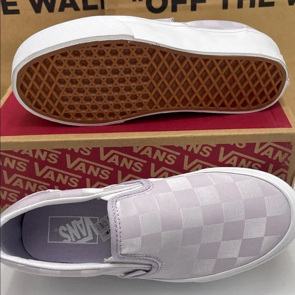 Vans Platform Sneakers Classic Slip-On Stackform
Satin Checkerboard Lilac - Picture 3 of 16